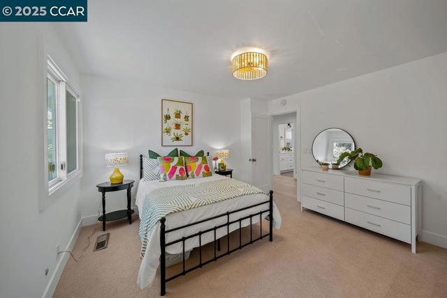 33 Los Arabis Circle, Lafayette CA: https://media.crmls.org/mediaz/9facb21e-598e-4abc-a6bd-89ff7ee7dbf6.jpg