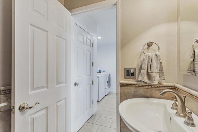 1204 Shore Road, Hollister CA: https://media.crmls.org/mediaz/9facd36d-854f-4946-835d-a9ac75db0512.jpg
