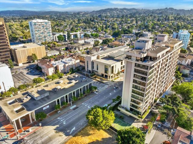 40 W 3rd Avenue, San Mateo CA: https://media.crmls.org/mediaz/9fad6800-5112-42d0-9f06-84696808b4e4.jpg