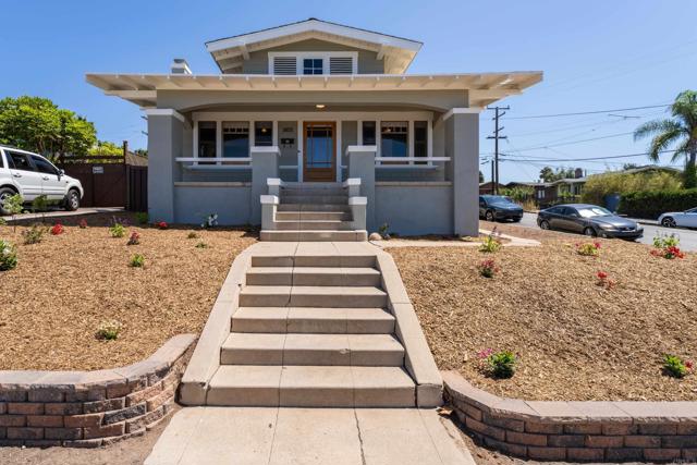 3805 Louisiana Street, San Diego CA: https://media.crmls.org/mediaz/9fae007c-4d5b-4461-bd57-692952c4017c.jpg