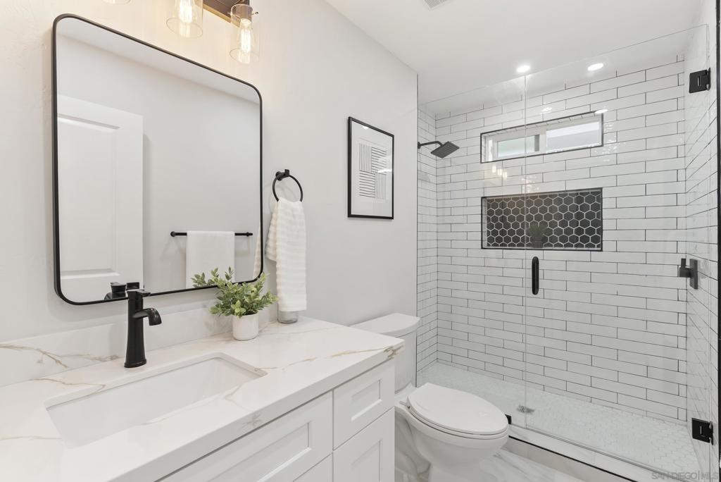 2175 Clove St - photo 15