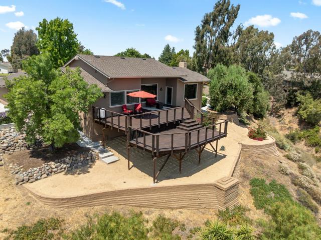 38 Barbras Court, Hollister CA: https://media.crmls.org/mediaz/9fae2a40-ff48-47e5-83f8-8a0c1777c783.jpg