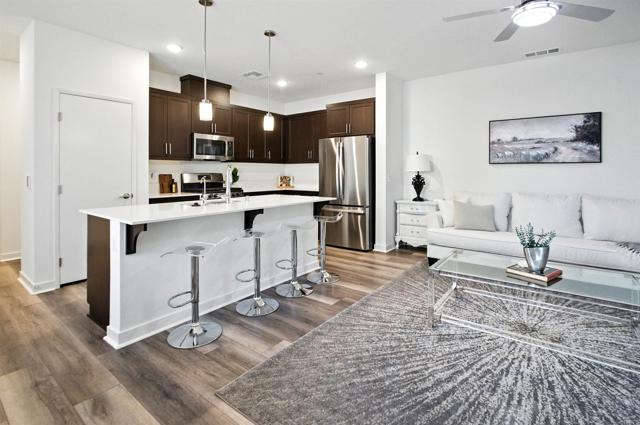 Detail Gallery Image 1 of 37 For 332 Seedling Way, Fallbrook,  CA 92028 - 3 Beds | 2/1 Baths