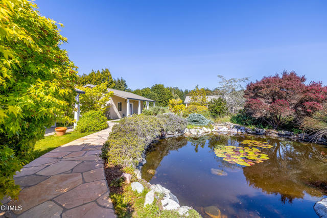 28651 S Highway 1, Point Arena CA: https://media.crmls.org/mediaz/9faf532f-baa2-4af8-9f6c-d59d9737bb80.jpg