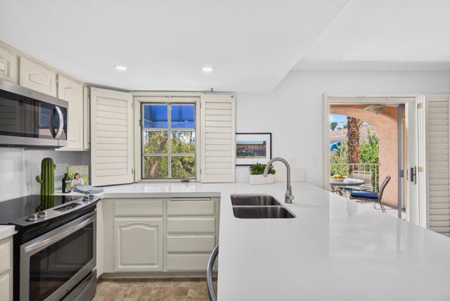 500 E Amado Road #313, Palm Springs, CA 92262