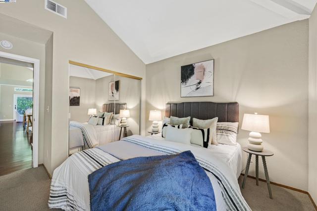 8043 Crossridge Rd, Dublin CA: https://media.crmls.org/mediaz/9fb020e1-ba49-42e8-b958-d3a5d1eb16be.jpg