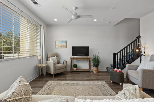 Image 17 of 61 For 3143 Asto Place