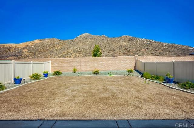 29146 Quarry Way, Lake Elsinore CA: https://media.crmls.org/mediaz/9fb0e25c-5156-4900-bcdb-2f3b7394b65a.jpg