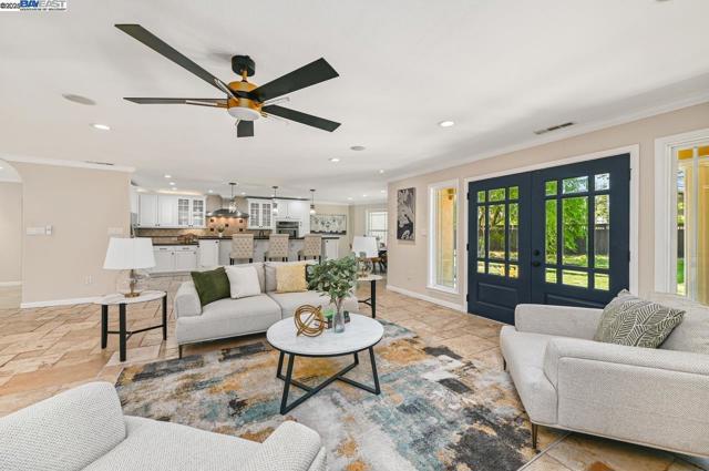 3370 Gardella Plaza, Livermore CA: https://media.crmls.org/mediaz/9fb0f05b-86be-41c6-b83a-f9a0a5be86b7.jpg