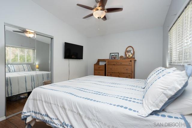 4612 Revillo Way, San Diego CA: https://media.crmls.org/mediaz/9fb16a02-332a-4883-b8e2-9061bfbc49f3.jpg