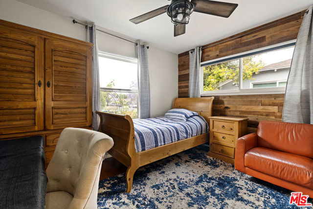 11419 Francis Place, Los Angeles CA: https://media.crmls.org/mediaz/9fb2548f-5def-48fc-ab5b-194f2b3e8b19.jpg