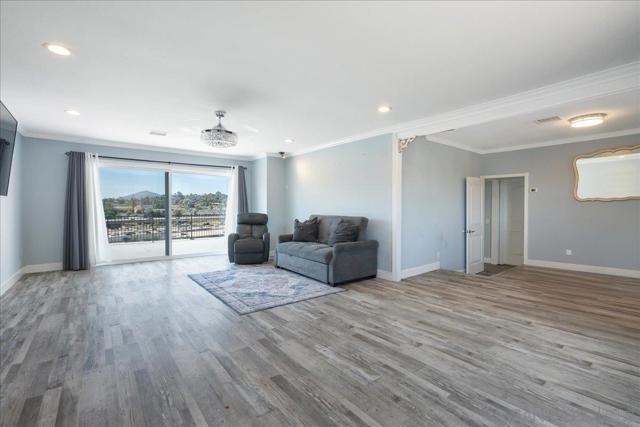 3834 Polaris Dr, La Mesa CA: https://media.crmls.org/mediaz/9fb2dec3-9803-4b80-a2aa-a1f09692b337.jpg