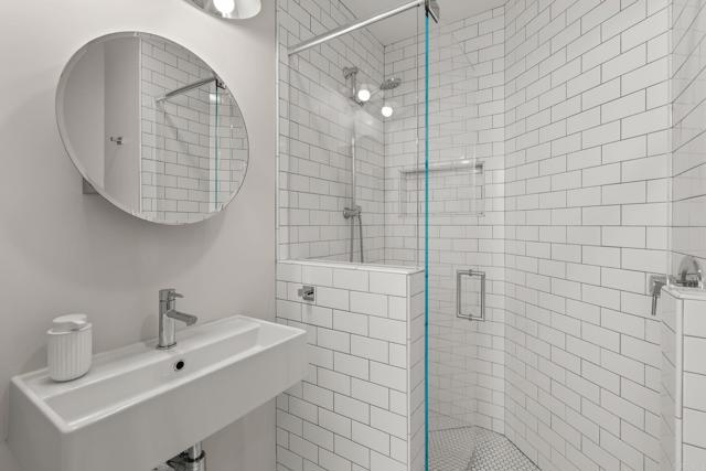 Detail Gallery Image 38 of 51 For 909 Olive Ave, Coronado,  CA 92118 - 2 Beds | 2 Baths