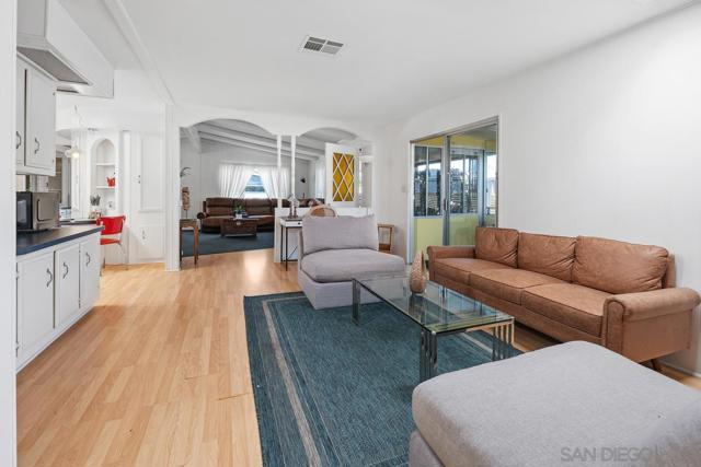650 S Rancho Santa Fe Rd, San Marcos CA: https://media.crmls.org/mediaz/9fb56b6b-4ba9-4ec6-90c6-1487d1b1a7dd.jpg