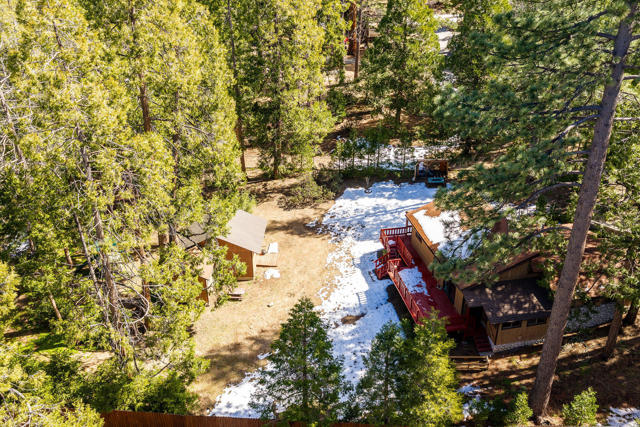 54820 Fern Drive, Idyllwild CA: https://media.crmls.org/mediaz/9fb6b203-7b51-49bd-b812-b68a8728251b.jpg