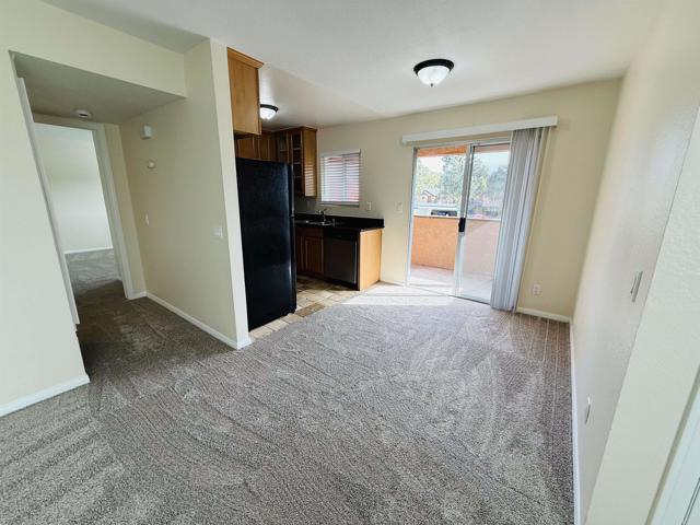 Detail Gallery Image 2 of 22 For 525 Calle Montecito #122,  Oceanside,  CA 92057 - 2 Beds | 1 Baths