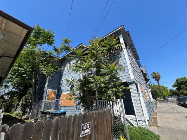 Image 6 of 11 For 933 Madison Street