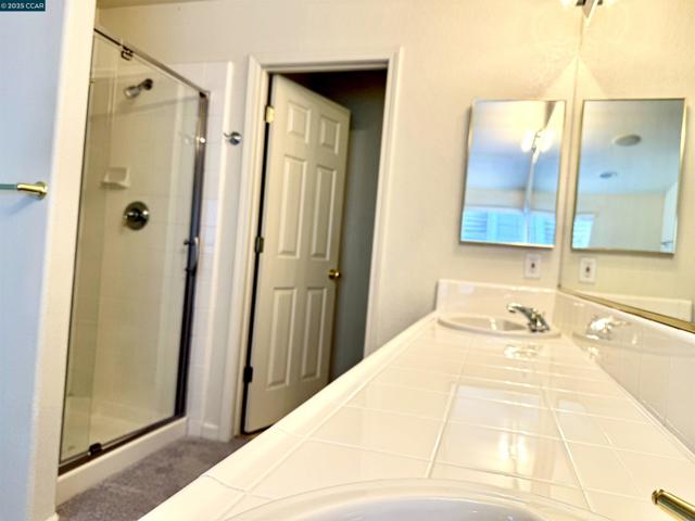 54 Village Square Pl, Pleasant Hill CA: https://media.crmls.org/mediaz/9fb86582-bc3c-44b4-91a8-fe3470547af0.jpg
