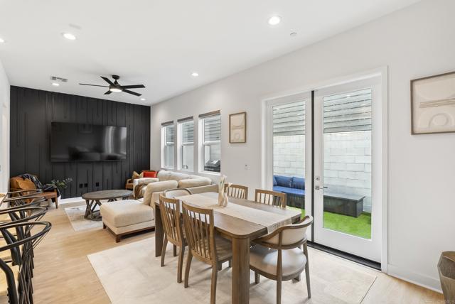 Detail Gallery Image 6 of 24 For 7661 University Ave #103,  La Mesa,  CA 91942 - 3 Beds | 2/1 Baths