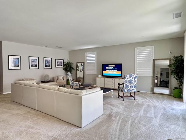 35101 Cross Winds Dr, Murrieta CA: https://media.crmls.org/mediaz/9fb9fcb4-a073-4c06-a46d-004b5b5b1749.jpg