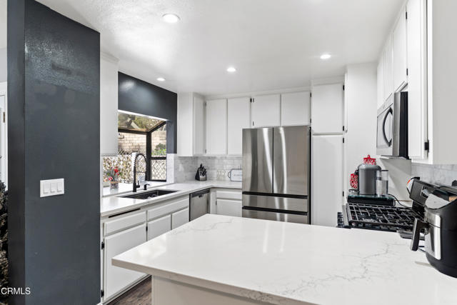 Detail Gallery Image 22 of 23 For 1103 Catlin St #B,  Simi Valley,  CA 93065 - 2 Beds | 2 Baths