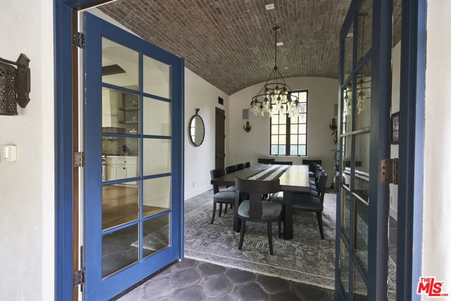 Drew Fenton | 879 Muskingum Avenue Pacific Palisades CA | MLS: 7240221 Drew Fenton | 879 Muskingum Avenue Pacific Palisades CA | MLS: 7240221