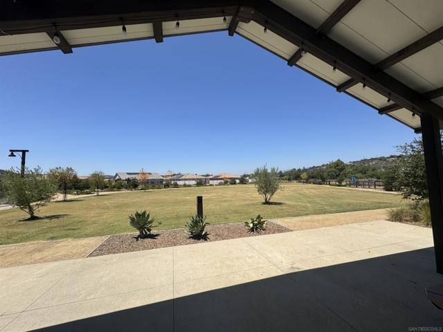 28223 Citrus Ct, Valley Center CA: https://media.crmls.org/mediaz/9fbb156a-dca4-4c99-84e6-7a9a7e0db147.jpg