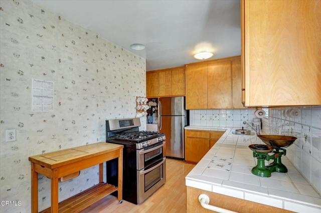 Detail Gallery Image 15 of 32 For 6611 Denny Ave, North Hollywood,  CA 91606 - 3 Beds | 1 Baths