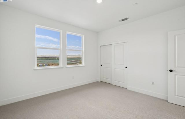 373 E Gobind Blvd, Mountain House CA: https://media.crmls.org/mediaz/9fbc4ea2-2e15-4585-b279-0b196a22bb4a.jpg