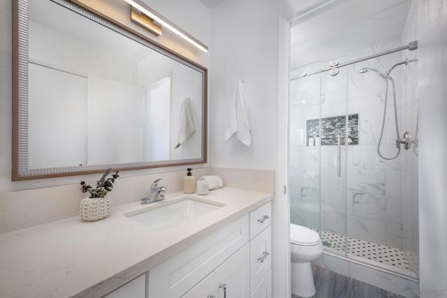 7325 Alicante Rd, Carlsbad CA: https://media.crmls.org/mediaz/9fbc6b82-2a1b-4cb0-8e68-09739e50a569.jpg