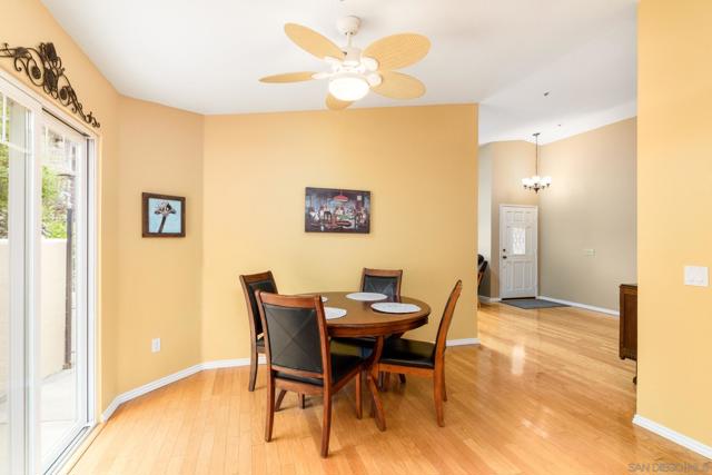 9919 Sorrel Ave, Lakeside CA: https://media.crmls.org/mediaz/9fbc809a-352b-4fa7-9516-eefb4a16f510.jpg