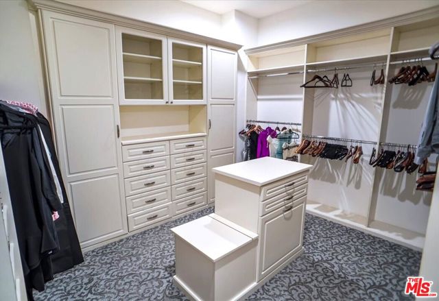 1701 Roscomare Road, Los Angeles CA: https://media.crmls.org/mediaz/9fbdaa17-246d-43da-ad3c-db6853508a53.jpg