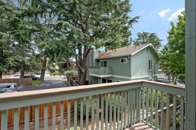 987 Lane Avenue, Mountain View CA: https://media.crmls.org/mediaz/9fbe7a99-d59f-43e9-b8d9-329ddfcee300.jpg