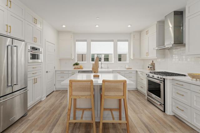 2731 Via Avella, San Diego CA: https://media.crmls.org/mediaz/9fc14662-529a-423a-8ec9-bc28495d6105.jpg