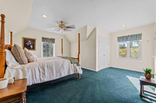 16973 Roberts Road, Los Gatos CA: https://media.crmls.org/mediaz/9fc3152f-e756-4079-82be-7b5042f957cb.jpg