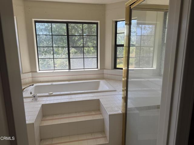 22600 Sunrise Court, Tehachapi CA: https://media.crmls.org/mediaz/9fc360a8-c518-4f51-acf1-e93318658c2e.jpg