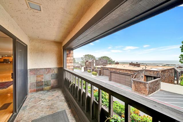 Detail Gallery Image 9 of 45 For 13092 Caminito Del Rocio, Del Mar,  CA 92014 - 2 Beds | 2 Baths