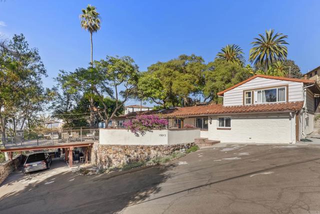 10013 Pandora Drive, La Mesa CA: https://media.crmls.org/mediaz/9fc594af-69b8-4d91-bb61-4c1e2789adf5.jpg