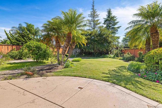 5761 Spur Ave, Oceanside CA: https://media.crmls.org/mediaz/9fc5b197-5a73-4b93-b040-1bc41ad5a824.jpg