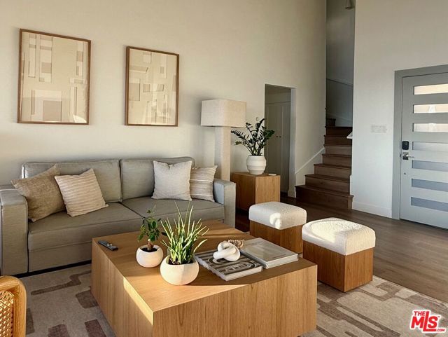 17728 Porto Marina Way, Pacific Palisades CA: https://media.crmls.org/mediaz/9fc5eed9-feda-40ce-87a4-180c0665cef9.jpg