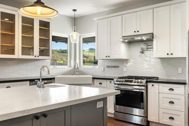 Detail Gallery Image 12 of 48 For 3024 Gopher Canyon Rd, Vista,  CA 92084 - 4 Beds | 3/1 Baths