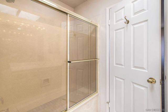 1089 Ridge Heights Dr, Fallbrook CA: https://media.crmls.org/mediaz/9fc75051-d198-4c20-913d-ae8359d90e6e.jpg