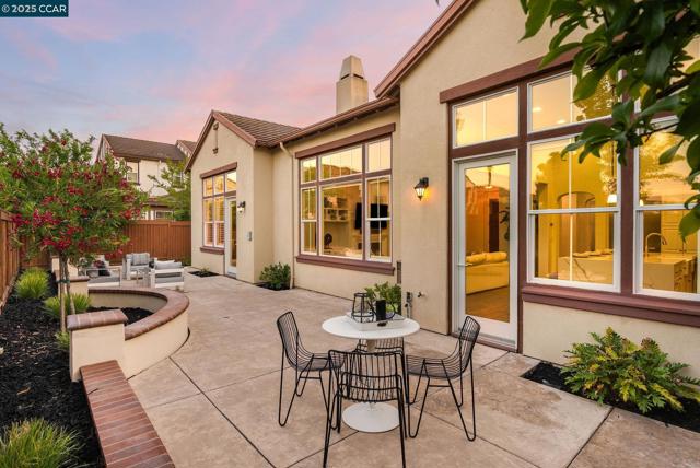 3467 Cashmere Street, Danville CA: https://media.crmls.org/mediaz/9fc7e724-ba4c-4185-a52f-3aa883cbc3ab.jpg
