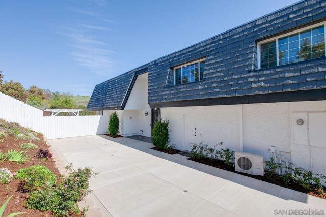 Image 3 of 62 For 9431 Lilac Rd