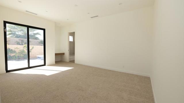 79777 Kingston Drive, Bermuda Dunes CA: https://media.crmls.org/mediaz/9fc8d19b-e5ba-4523-9ca7-0e21acc8679e.jpg