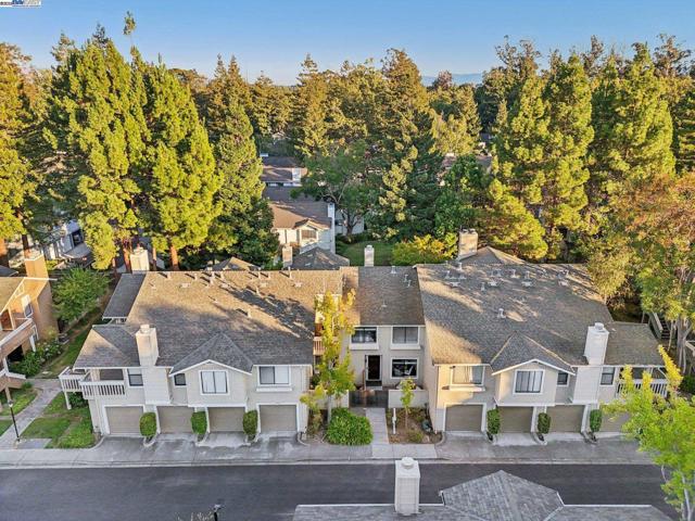 34627 Pueblo Terrace, Fremont CA: https://media.crmls.org/mediaz/9fca2077-777e-47ab-a1f4-d4028ac78d82.jpg