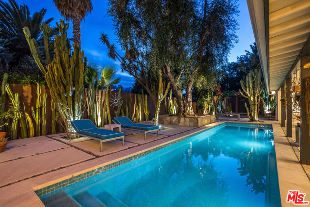 6570 Lakeridge Road, Los Angeles CA: https://media.crmls.org/mediaz/9fca23c7-5bc8-4bba-a813-9e19b945fd0e.jpg