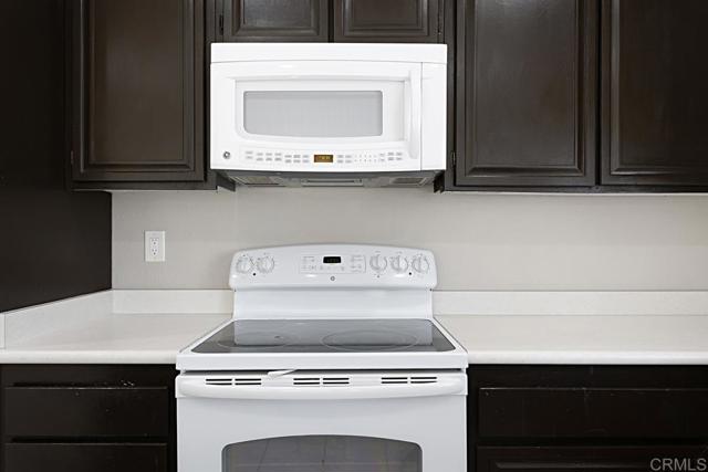 Detail Gallery Image 9 of 34 For 11123 Pisces Way, San Diego,  CA 92126 - 4 Beds | 2 Baths