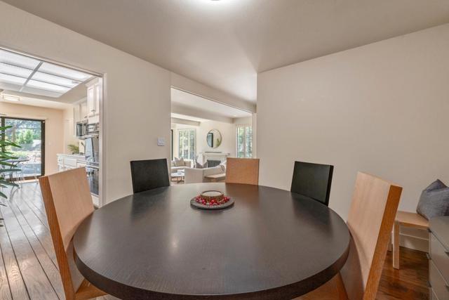 700 Sand Hill Circle, Menlo Park CA: https://media.crmls.org/mediaz/9fcb7830-c437-4d9e-a853-15c5d6f5074b.jpg