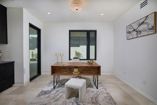 537 N Granados Avenue, Solana Beach CA: https://media.crmls.org/mediaz/9fcb98aa-06be-471b-a7d6-7a9580f76347.jpg